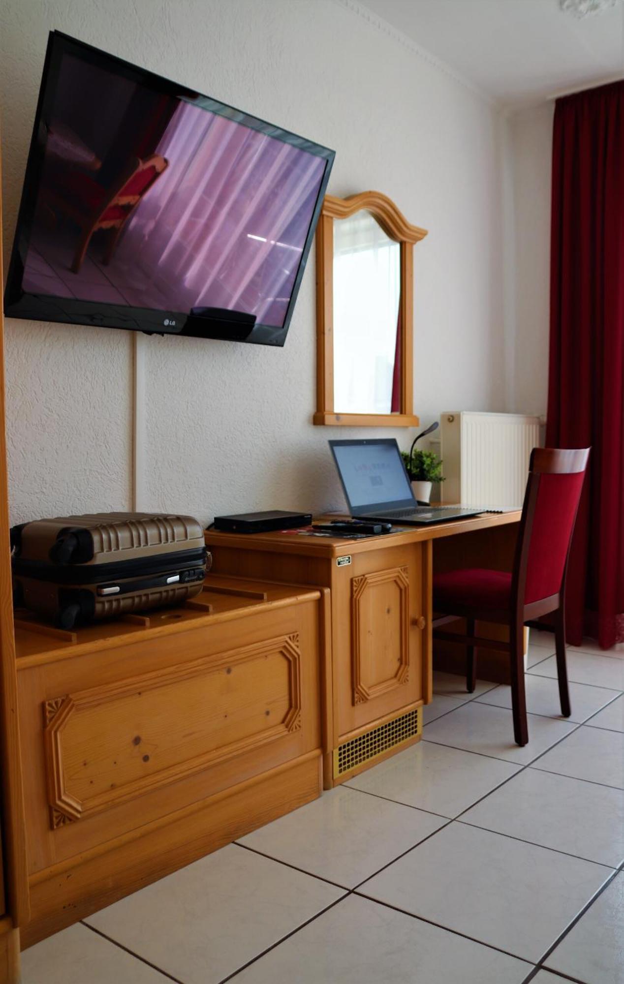 Hotel Weinhaus Wiedemann Ginsheim-Gustavsburg Pokój zdjęcie